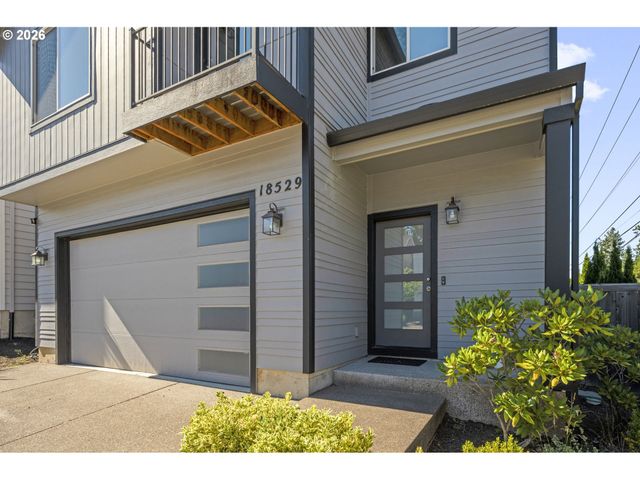 18529 Sw BLUEBIRD Ln, Beaverton, OR 97003
