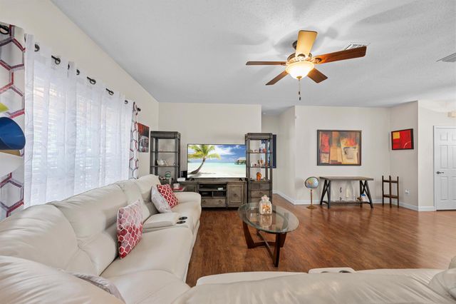 1651 Alpha Street NE, Palm Bay, FL 32907