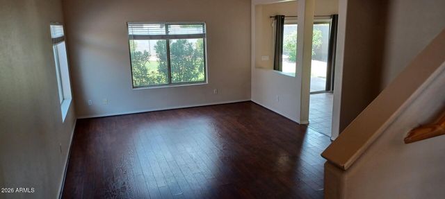 3930 W HACKAMORE Drive, Phoenix, AZ 85083