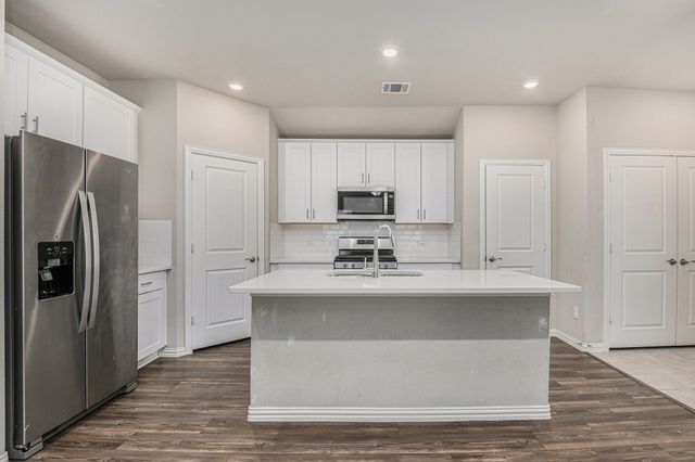 2837 Brittlebush Drive, Fort Worth, TX 76108