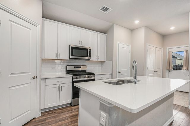 2837 Brittlebush Drive, Fort Worth, TX 76108