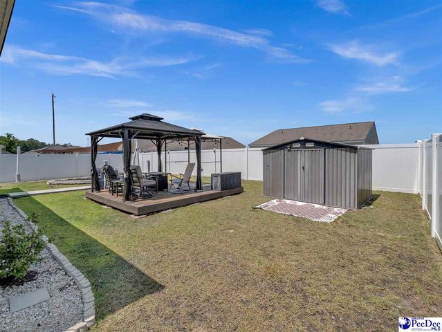 2066 E Paces Trl, Darlington, SC 29532