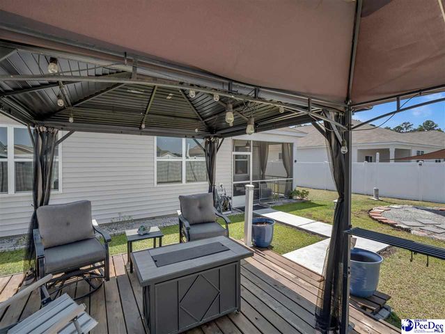 2066 E Paces Trl, Darlington, SC 29532