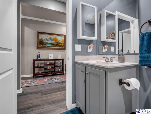 2066 E Paces Trl, Darlington, SC 29532