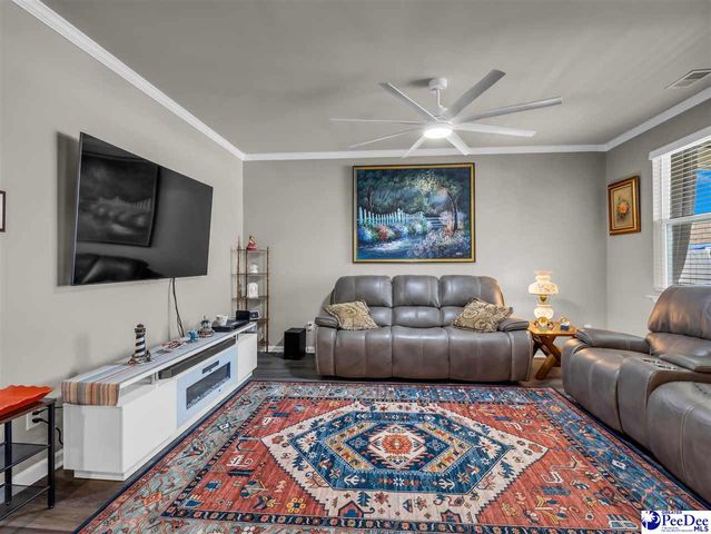2066 E Paces Trl, Darlington, SC 29532