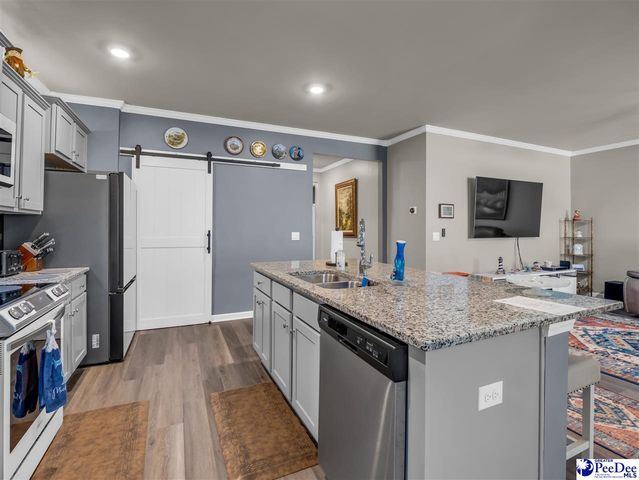 2066 E Paces Trl, Darlington, SC 29532