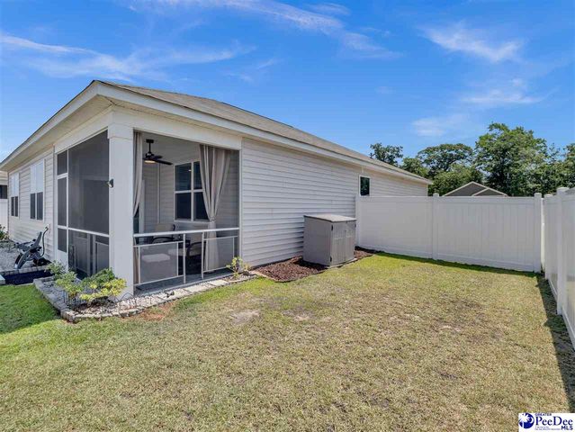 2066 E Paces Trl, Darlington, SC 29532
