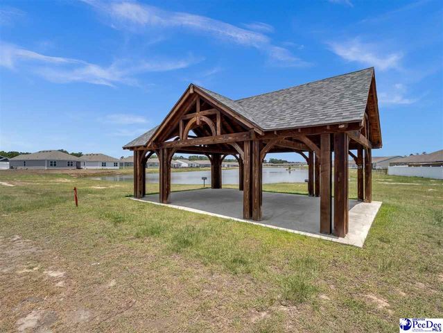 2066 E Paces Trl, Darlington, SC 29532