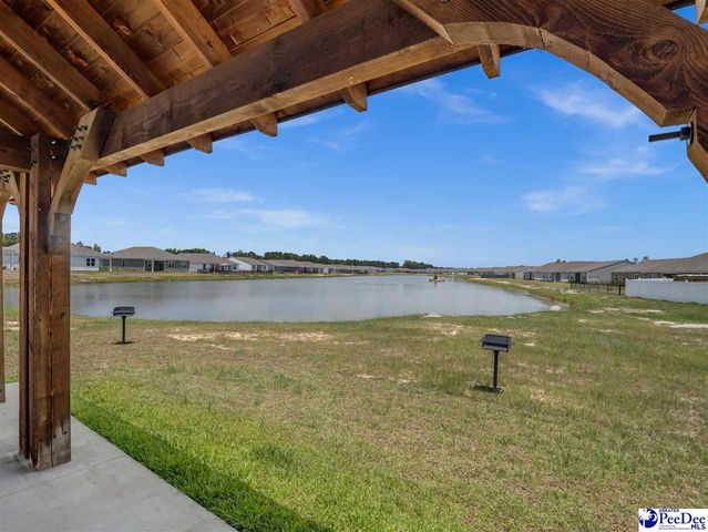 2066 E Paces Trl, Darlington, SC 29532