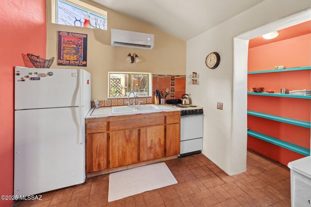 416 E Mabel Street, Tucson, AZ 85705