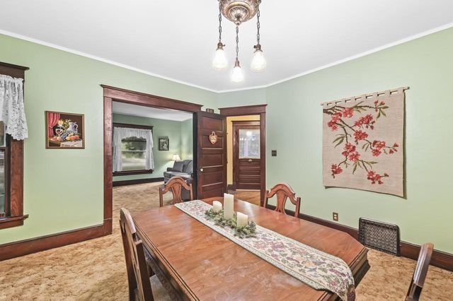 216 W Main STREET, Wales, WI 53183