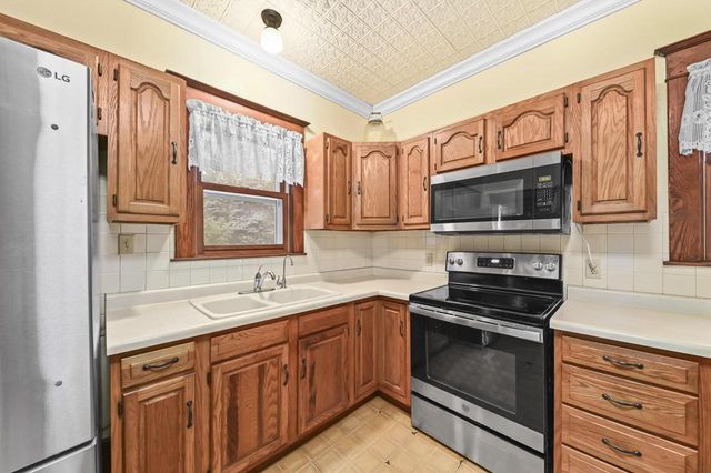 216 W Main STREET, Wales, WI 53183