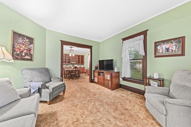216 W Main STREET, Wales, WI 53183