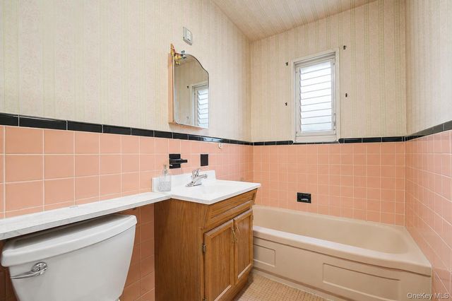 15911 65th Avenue, Fresh Meadows, NY 11365
