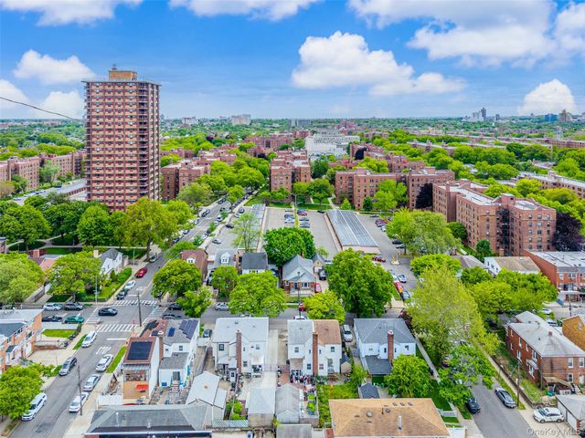 15911 65th Avenue, Fresh Meadows, NY 11365