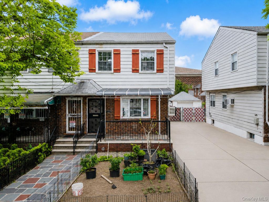 15911 65th Avenue, Fresh Meadows, NY 11365