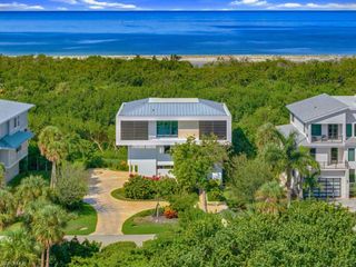 706 Waterside DR, Marco Island, FL 34145