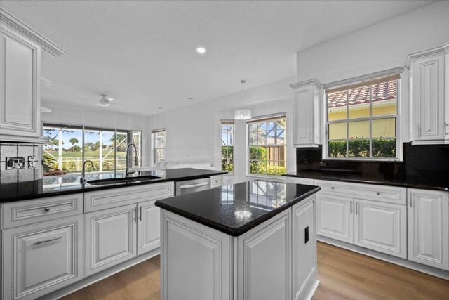 10375 Osprey Trace, West Palm Beach, FL 33412