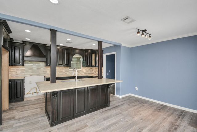1404 Briarwood Drive, Pasadena, TX 77502