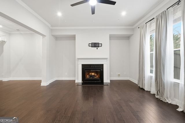 207 Holden Way, Woodstock, GA 30189