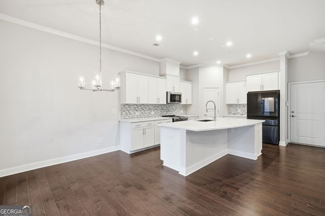 207 Holden Way, Woodstock, GA 30189