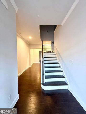 207 Holden Way, Woodstock, GA 30189