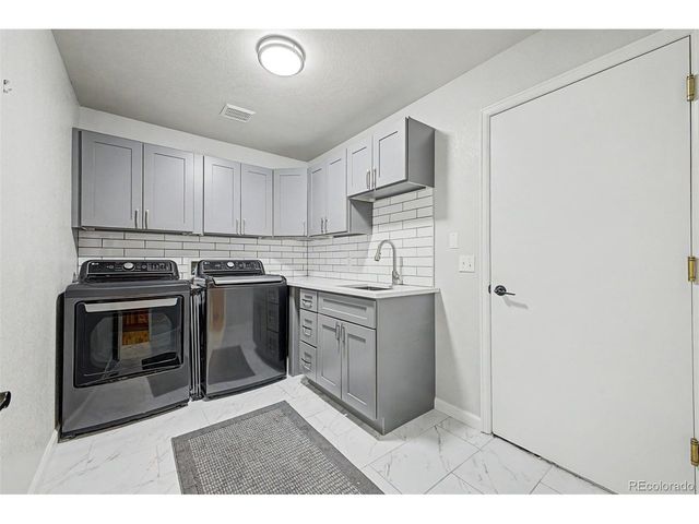 578 Stonemont Dr, Castle Pines, CO 80108