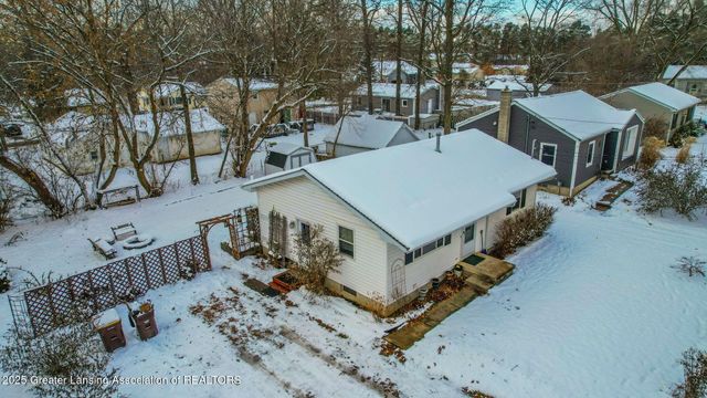 5989 Cypress Street, Haslett, MI 48840