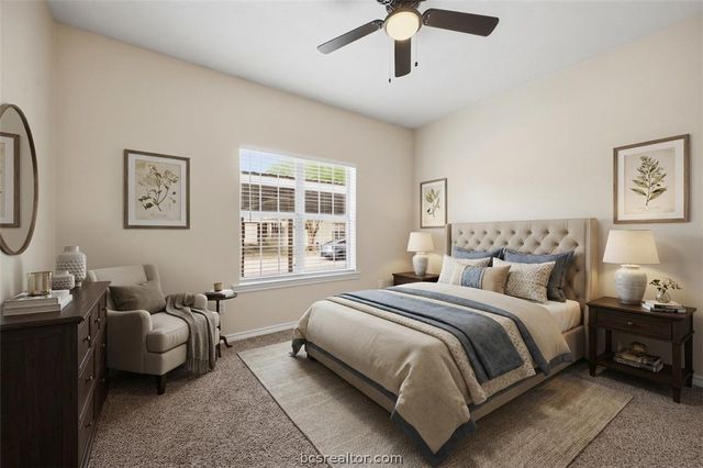 622 Holleman Drive, College Station, TX 77840