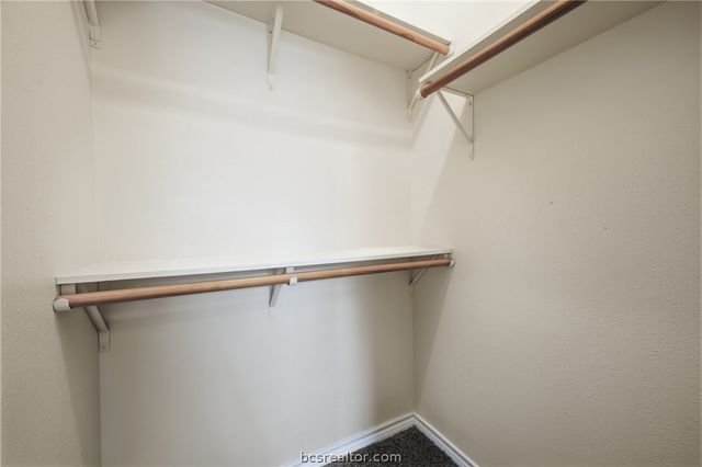 622 Holleman Drive, College Station, TX 77840