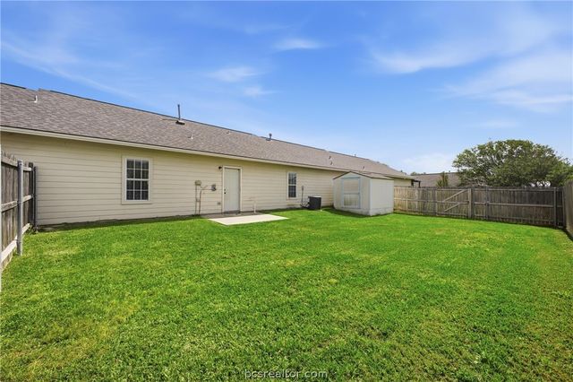 622 Holleman Drive, College Station, TX 77840