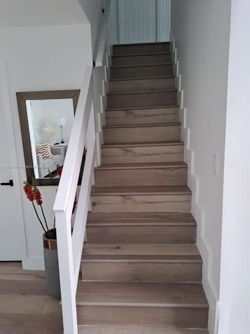 154 Sebring Dr, Tavernier, FL 33070