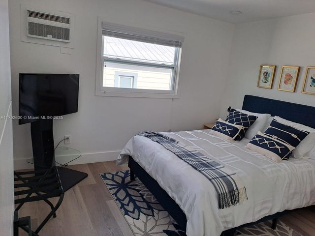 154 Sebring Dr, Tavernier, FL 33070