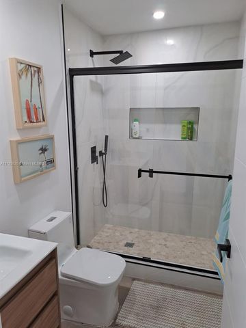 154 Sebring Dr, Tavernier, FL 33070