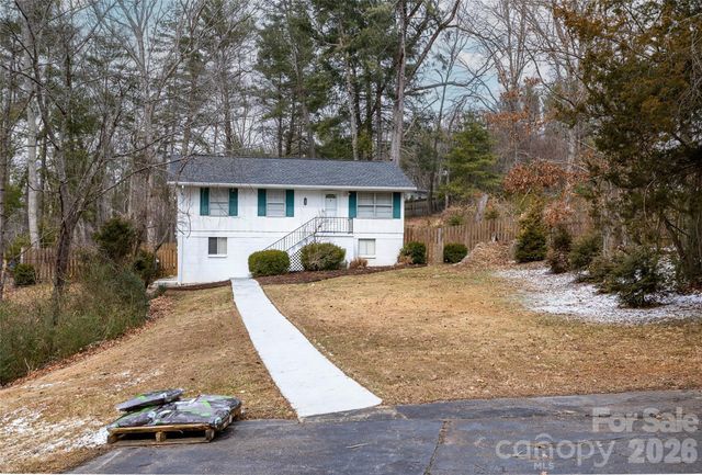 308 Melody Circle, Swannanoa, NC 28778