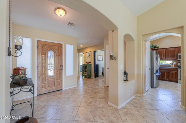 112 S BIRDIE Way, Casa Grande, AZ 85194