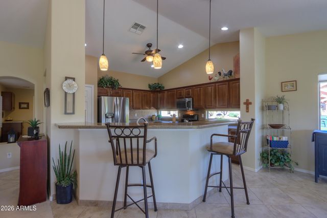 112 S BIRDIE Way, Casa Grande, AZ 85194