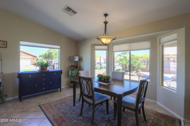 112 S BIRDIE Way, Casa Grande, AZ 85194