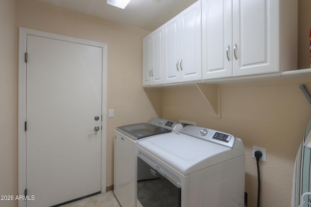 112 S BIRDIE Way, Casa Grande, AZ 85194