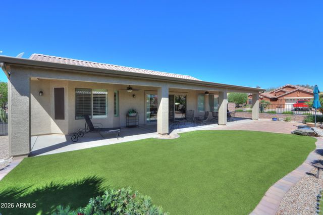 112 S BIRDIE Way, Casa Grande, AZ 85194