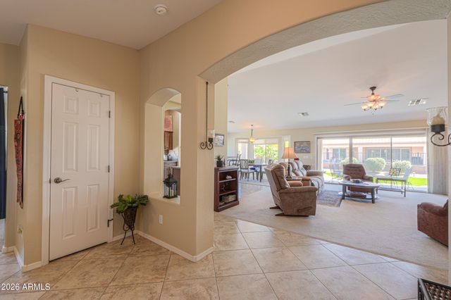 112 S BIRDIE Way, Casa Grande, AZ 85194