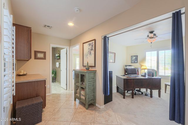 112 S BIRDIE Way, Casa Grande, AZ 85194