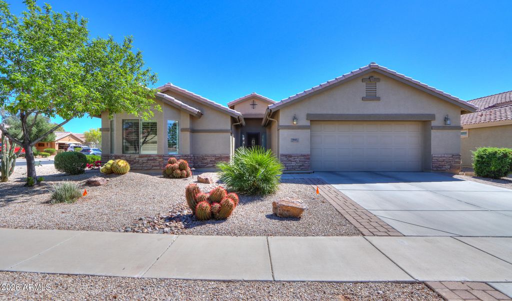 112 S BIRDIE Way, Casa Grande, AZ 85194 — photo 2