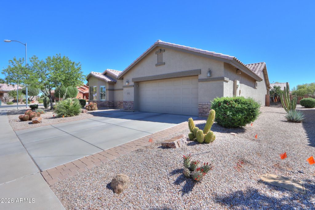 112 S BIRDIE Way, Casa Grande, AZ 85194 — photo 4