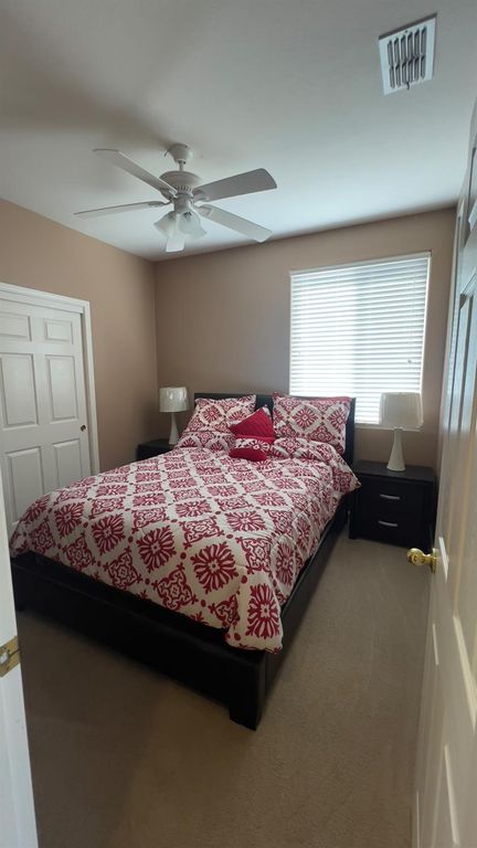 Image 10 of property listing at 5221 E Byrd Avenue, Fresno, CA 93725