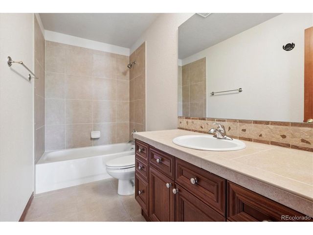 5615 Vistancia Dr, Parker, CO 80134