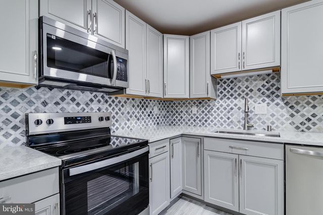 4651 GROSBEAK PL, Waldorf, MD 20603