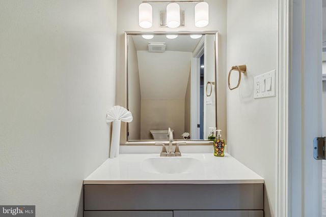 4651 GROSBEAK PL, Waldorf, MD 20603