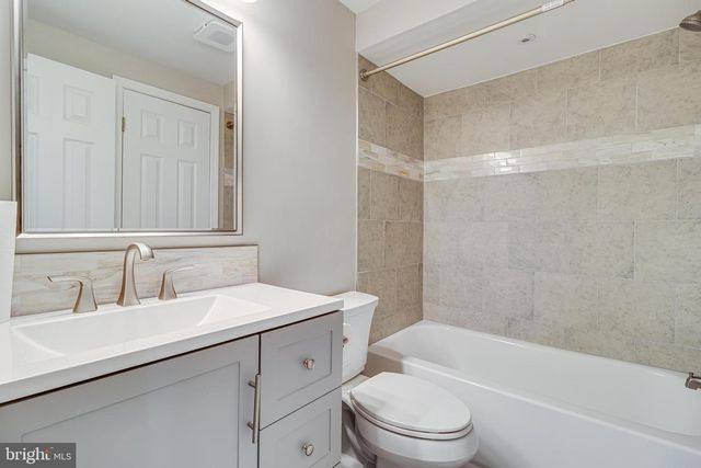 4651 GROSBEAK PL, Waldorf, MD 20603