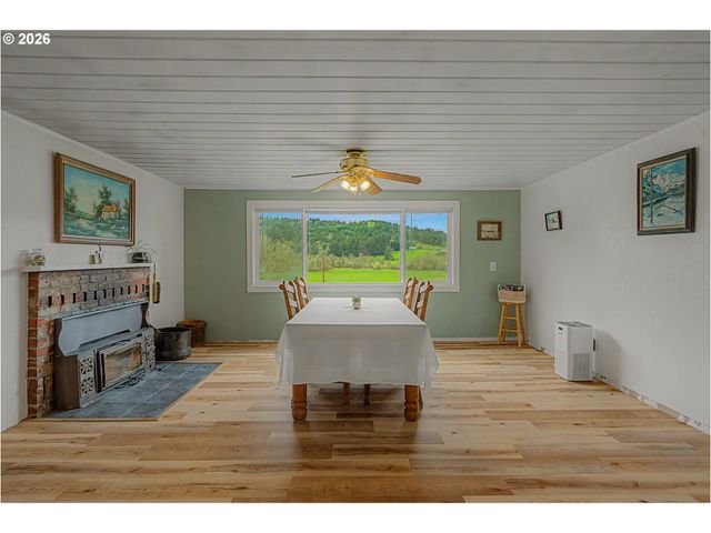 14075 Ne NORTH VALLEY Rd, Newberg, OR 97132